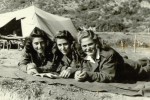 Μαχήτριες του ΔΣΕ.